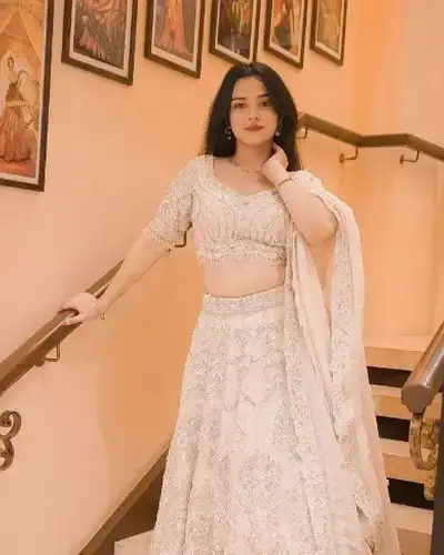 Escort Ayodhya